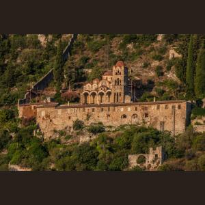 &Omicron;&iota; &epsilon;&kappa;&kappa;&lambda;&eta;&sigma;ί&epsilon;&sigmaf; &tau;&omicron;&upsilon; &Mu;&upsilon;&sigma;&tau;&rho;ά